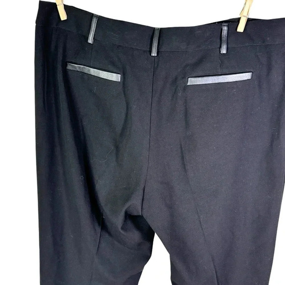 Laura Ashley Women’s Black Slacks with pocket trim Size 14 - Picture 3 of 5